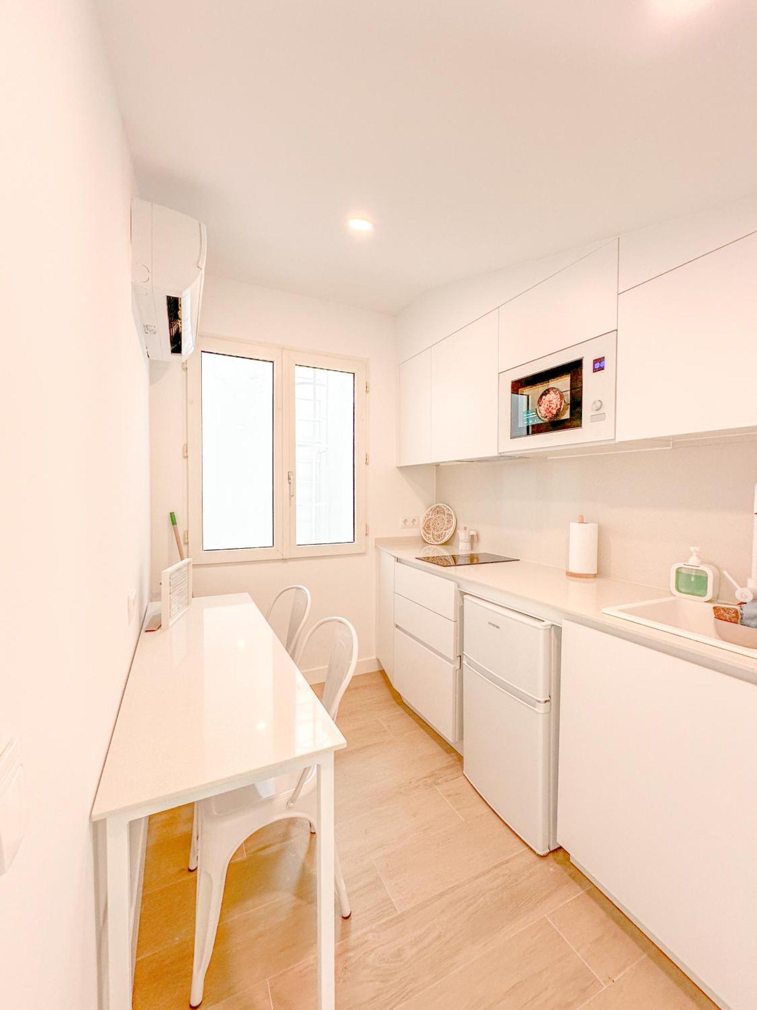 מדריד Apartamento Andres Tamayo Av America מראה חיצוני תמונה